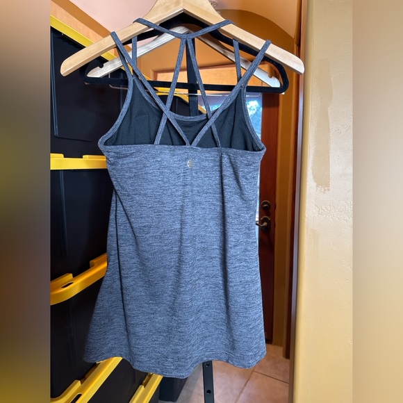 NWOT GAIAM WOMEN'S LANA BRA TANK GRAY SIZE SMALL - Picture 5 of 11
